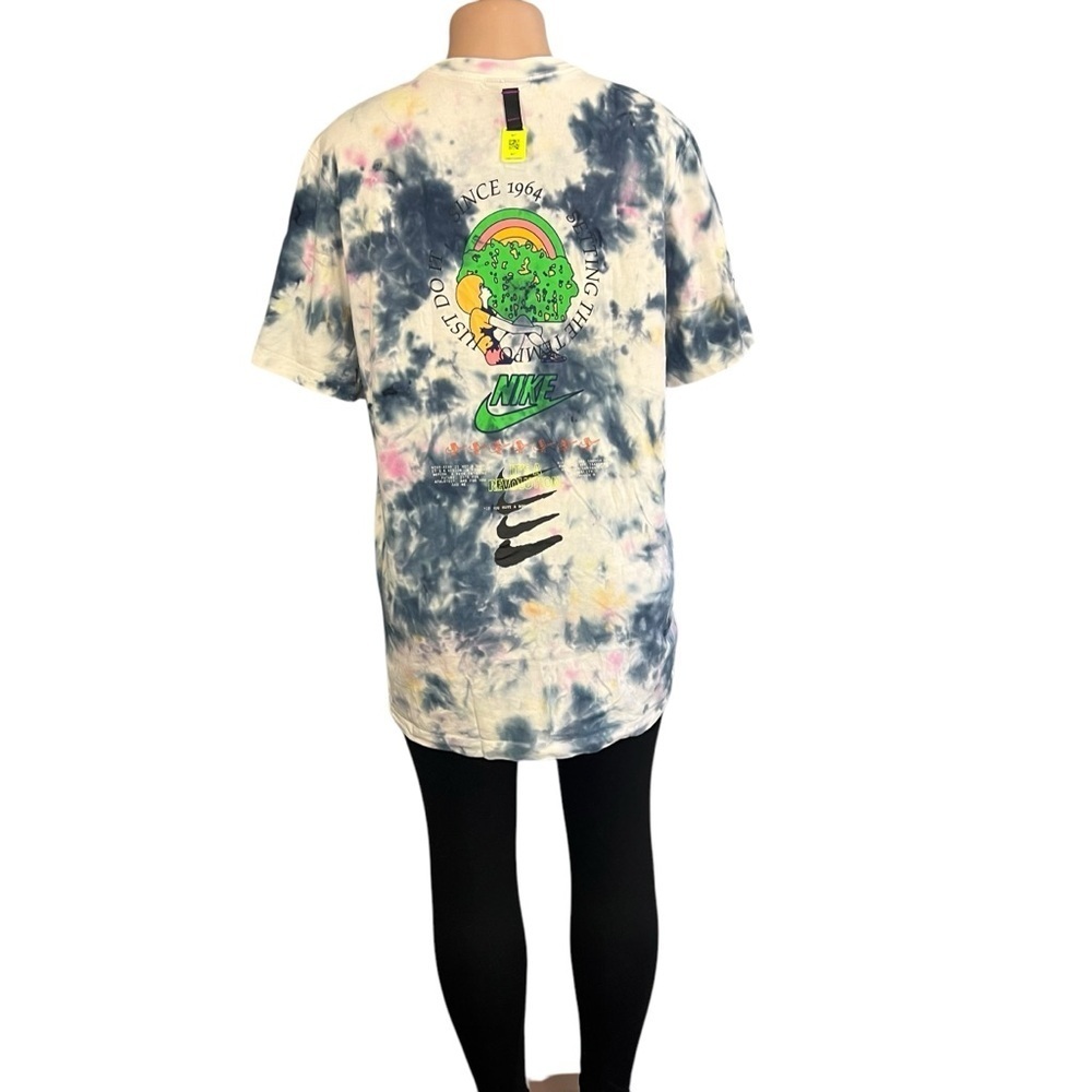 Nike Festival Graphic Blue Tie Dye T-Shirt - Picture 8 of 10